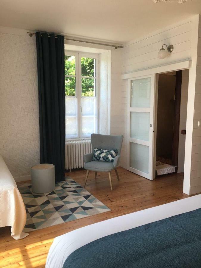 Tilleuls Et Bambous Hotel Saint-Sauveur-d'Aunis Buitenkant foto